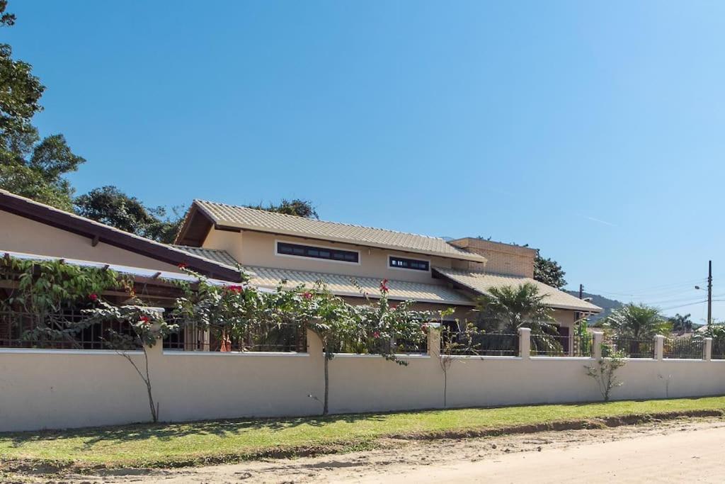 Praia Do Mariscal, Casa Para10 Pessoas, Casa Marixca Bombinhas Exterior foto